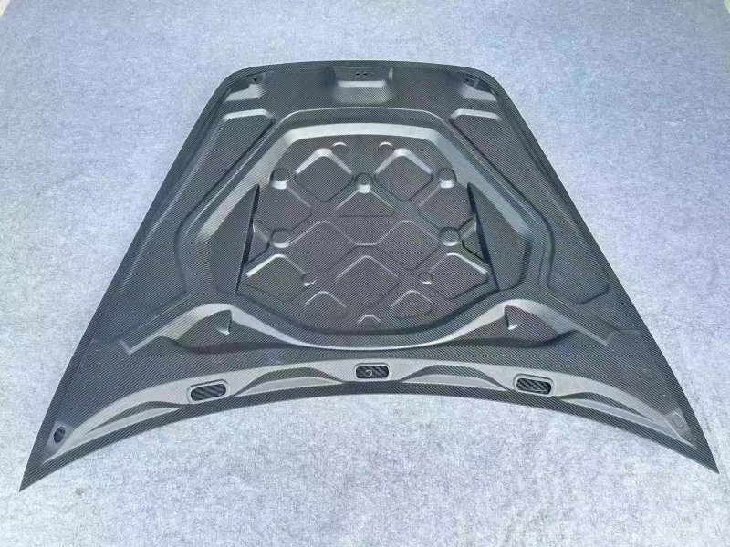 High Quality M Dry Carbon Fiber Engine Cover for  Panamera 971 2017-2023 Engine Cover